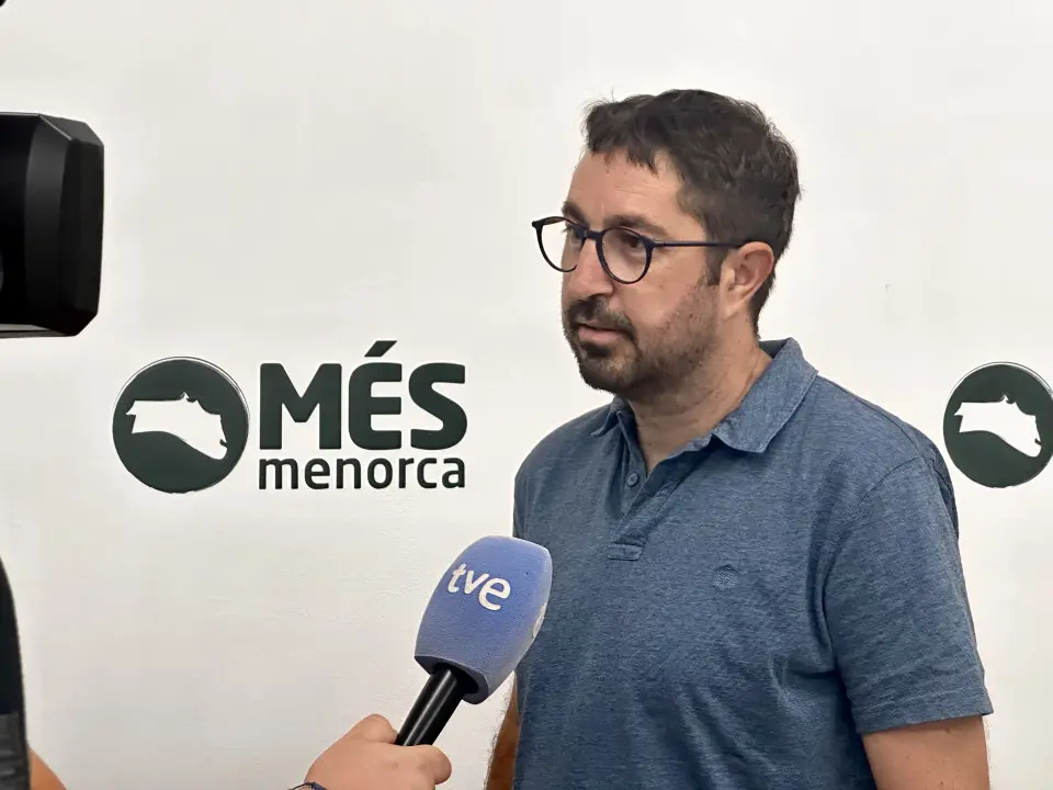 Adverteixen que si no es prohibeix la compra de propietats a no residents la crisi de l’habitatge continuarà