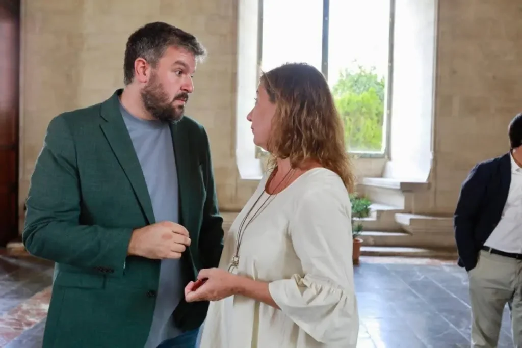 PSOE i MÉS negocien una candidatura conjunta al Senat en les quatre illes