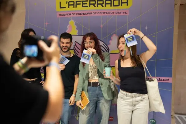 Arriba la quarta edició de L’Aferrada, la trobada de creadors de contingut digital en català
