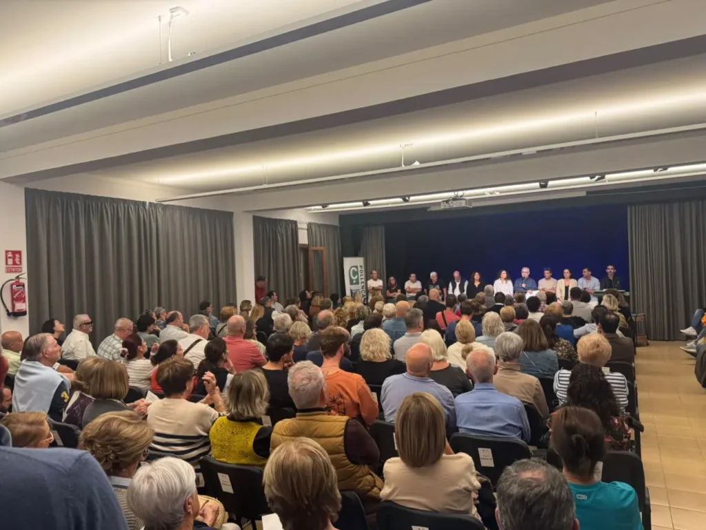 Neix l'associació «Per U Moll, per la seva millora» amb voluntat de defensar els interessos del Port de Pollença